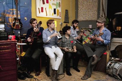 Dr. Dog Releasing New 7” on Black Friday