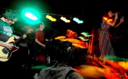 bardo-pond--the-mercury-lounge---new-york---ny---apr-9-