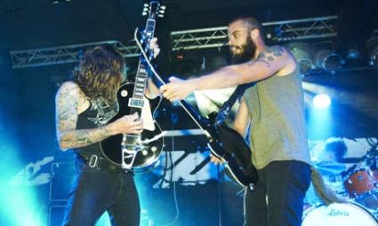 Baroness-perform-in-Sheff-008_0