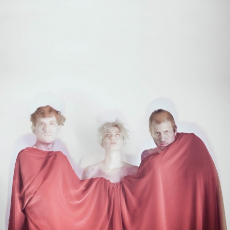 Dream-pop trio Pale Dīan celebrates release of ‘Narrow Birth’ at Swan Dive on 06.03