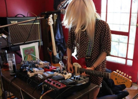NYC Noise: Dirty Dishes talk about pedals on Delicious Audio