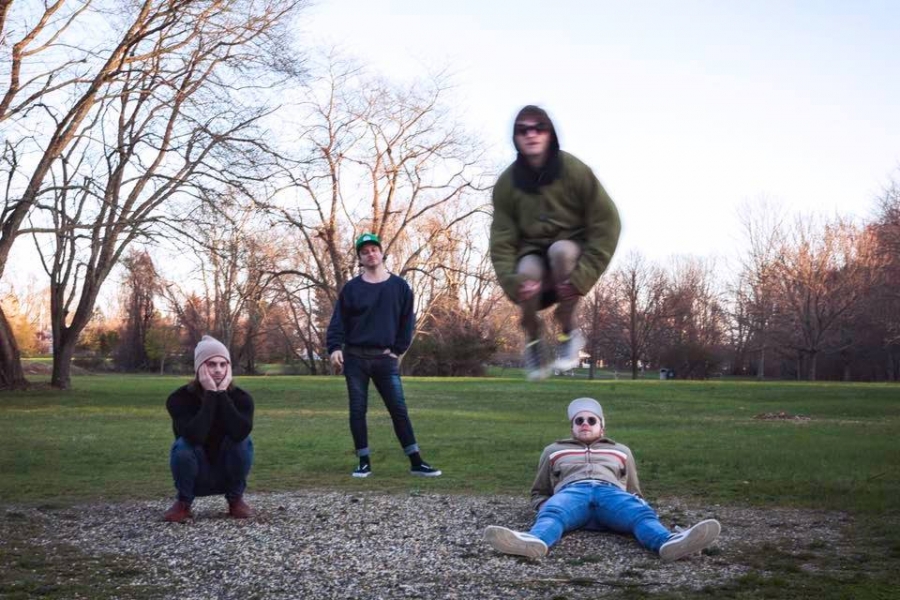 A Deli Premiere: Deal Casino take alt-pop to extremes on “Soft Machine”