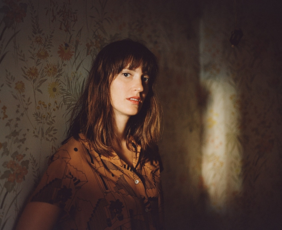 Annie Hart to release second solo album, plays Union Pool on 12/13
