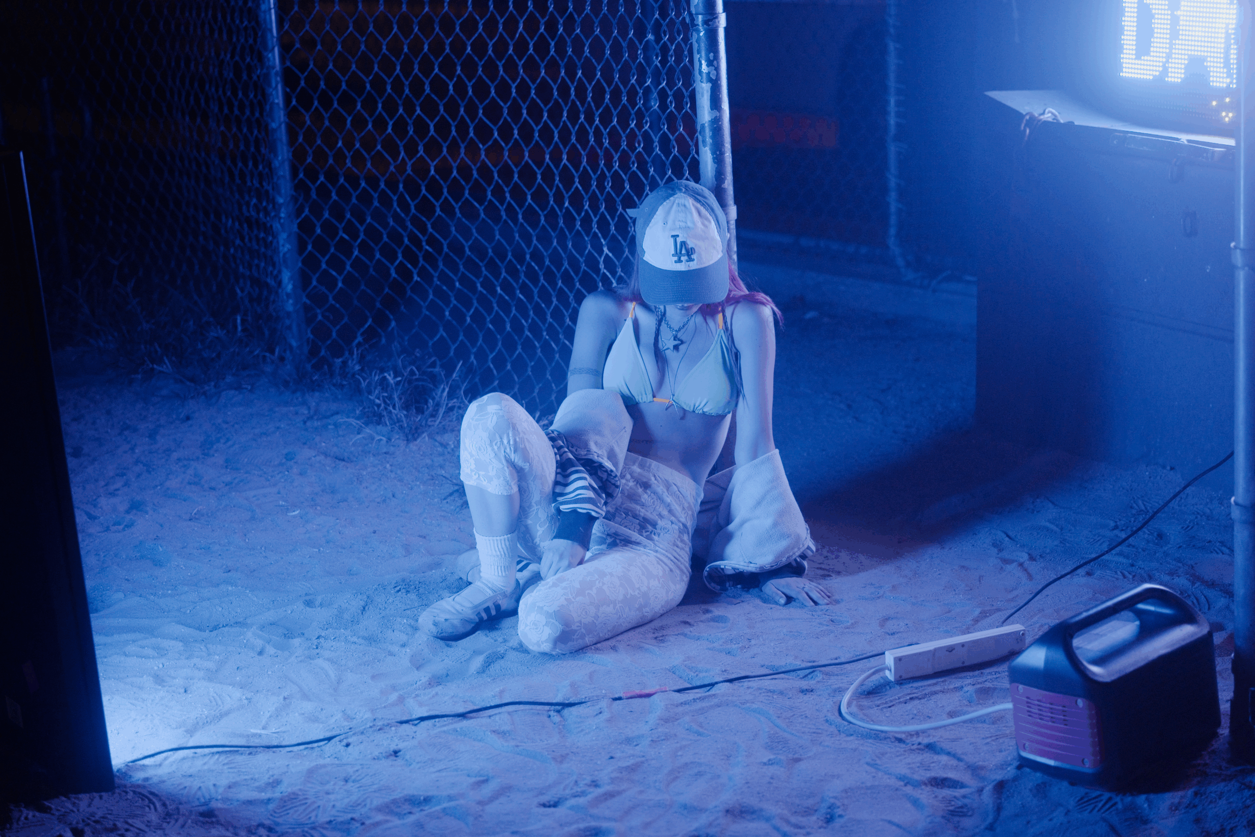 “Dodger” by Darla Dean Lewis – a new music video, early YouTube culture, and burlesque dancing tigers