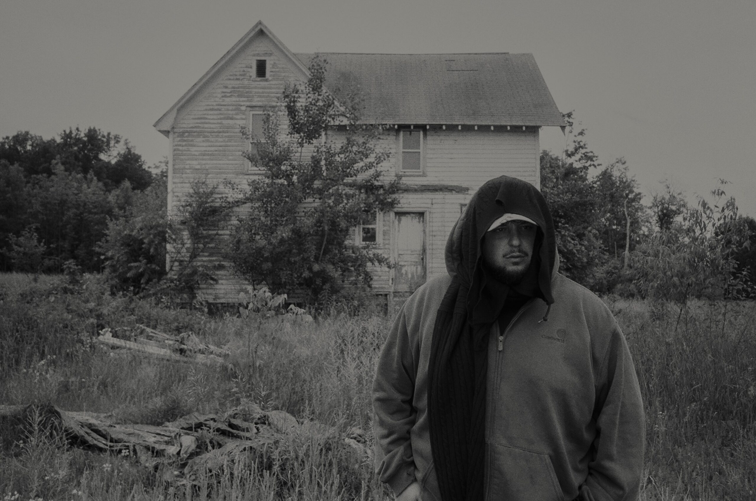 PREMIERE: Tomás Tomás’ “9th Life”–The veiled sonic and visual world of his newest single and video