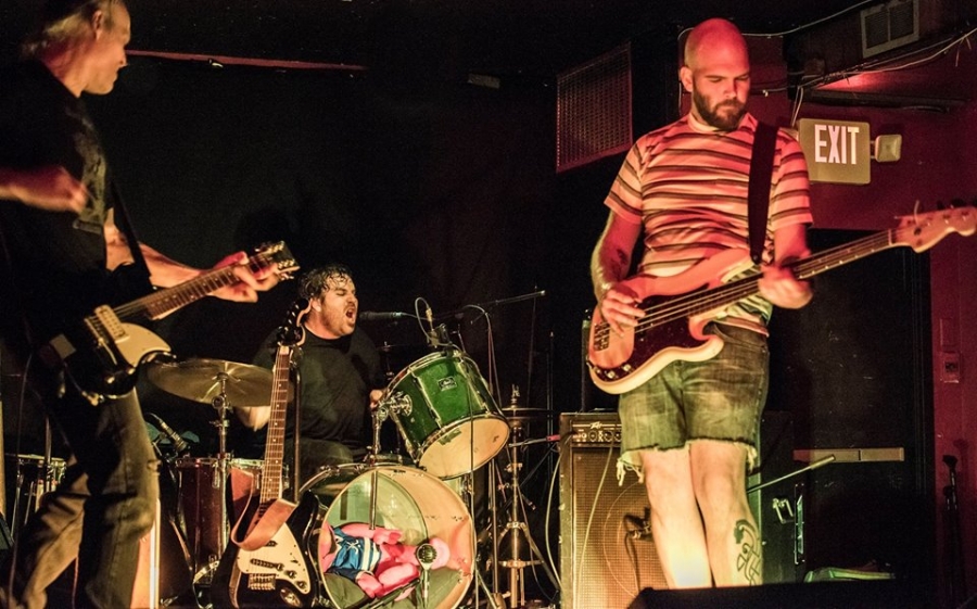 GET OFF THE COP – FUZZY NOISE ROCK FROM THE HAMMER!